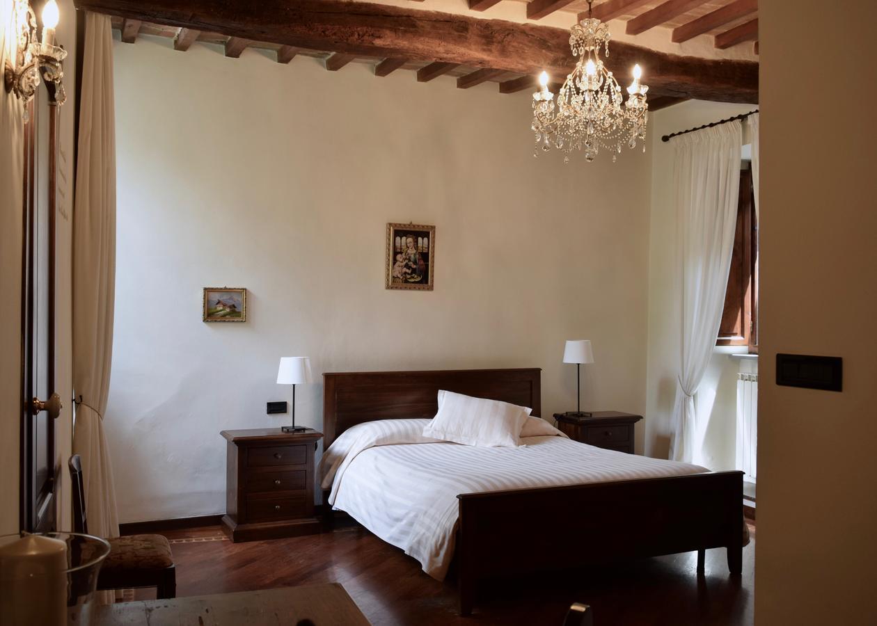 Bed and Breakfast Residenza Le Logge Губбио Экстерьер фото